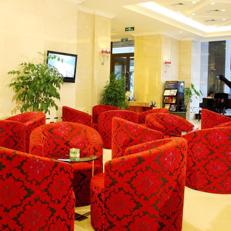 Shenyang Rich Gate Hotel Exterior photo