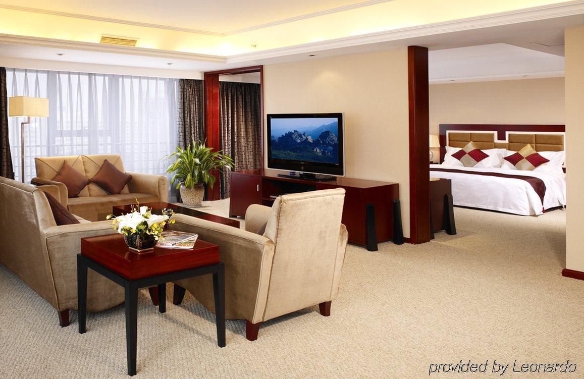 Shenyang Rich Gate Hotel Room photo